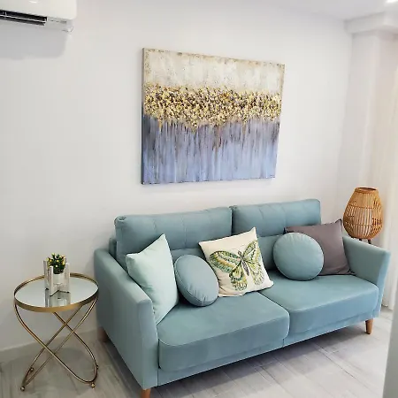 Apartment In Cozy & Sea